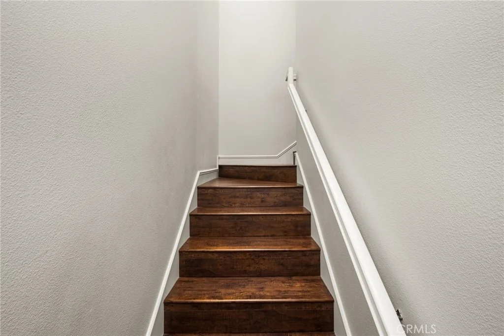 Photo of 439 N Naranjal