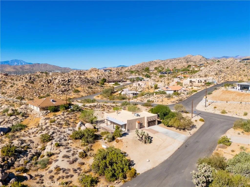 Photo of 6231 Mirlo