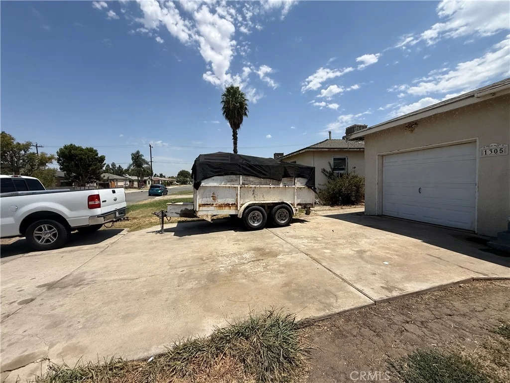 Photo of 1305 Castaic