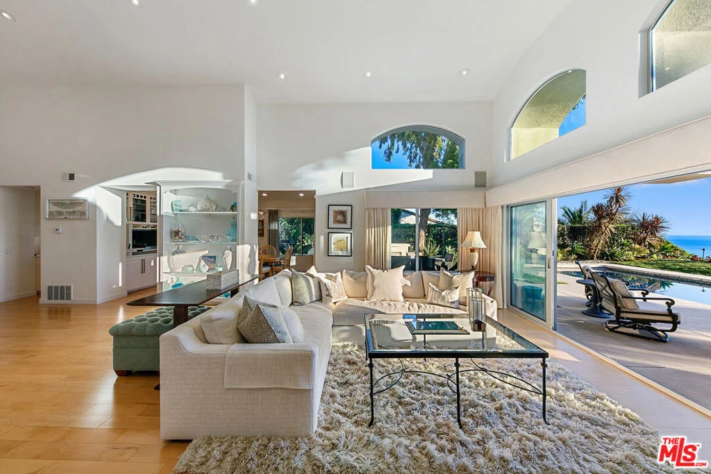 Photo of 24518 Vantage Point Terrace