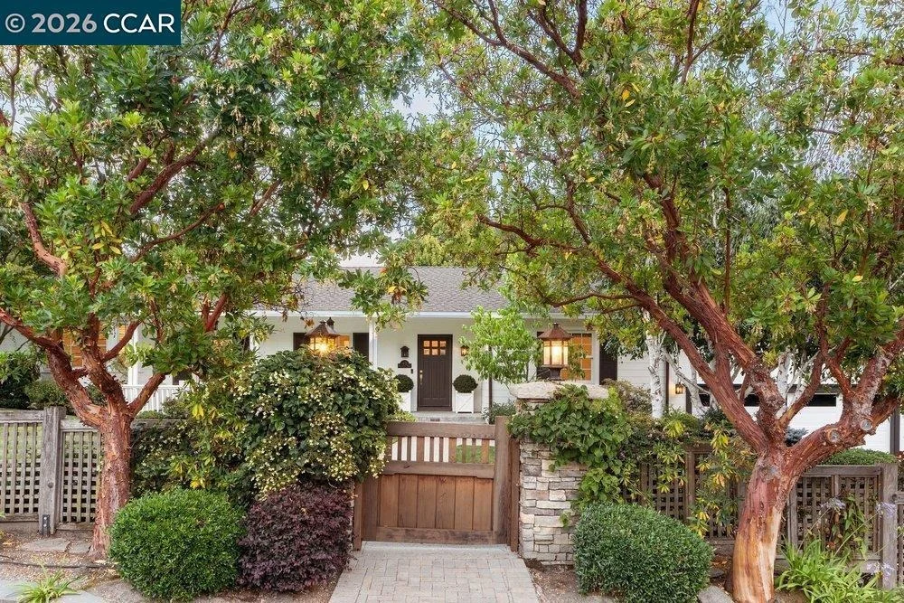Photo of 42 Brookside Rd