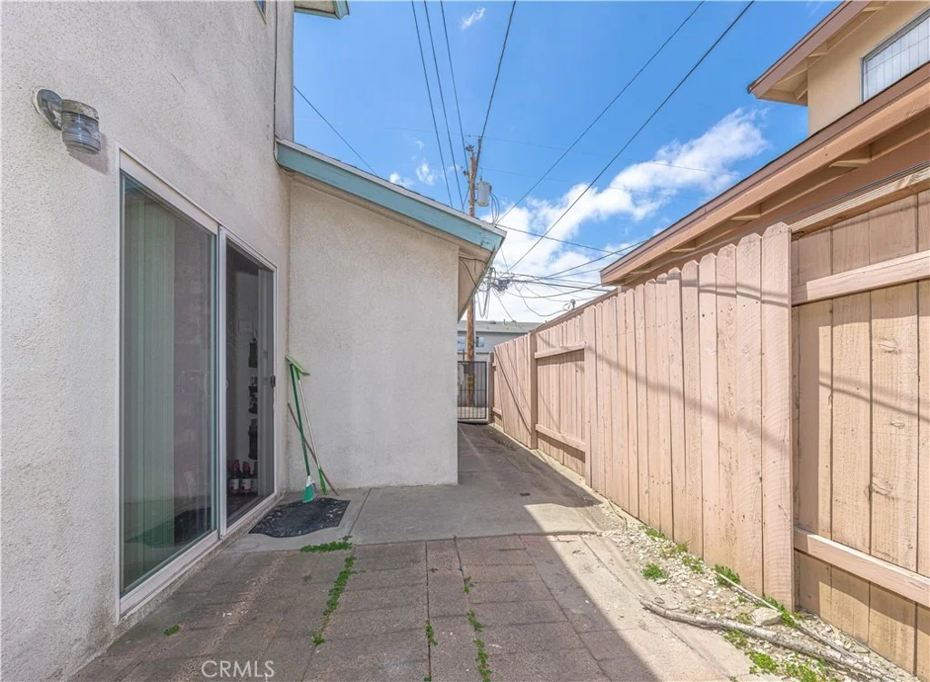 Photo of 10921 Walnut