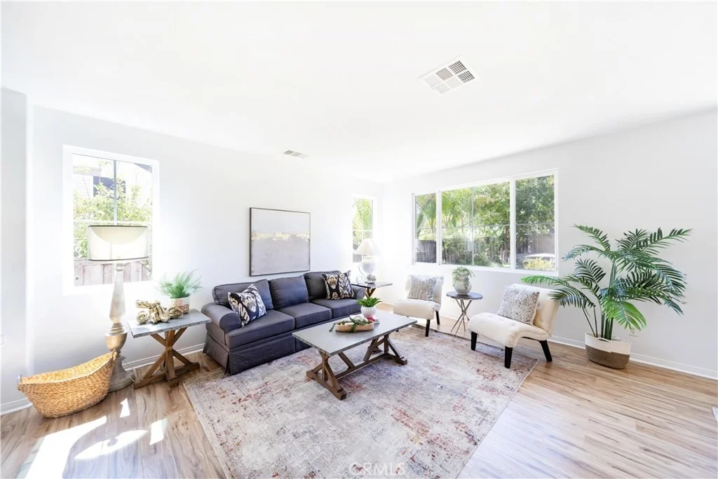 Photo of 35495 Sumac