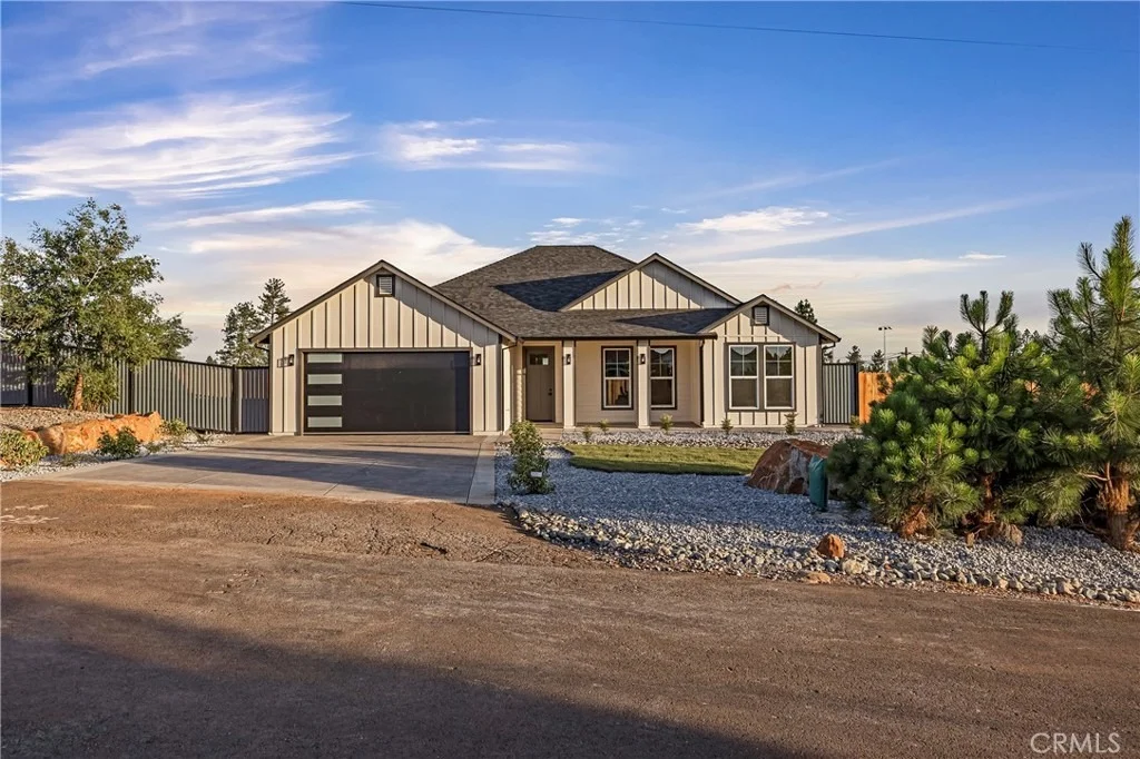 Photo of 1095 Fairview Drive