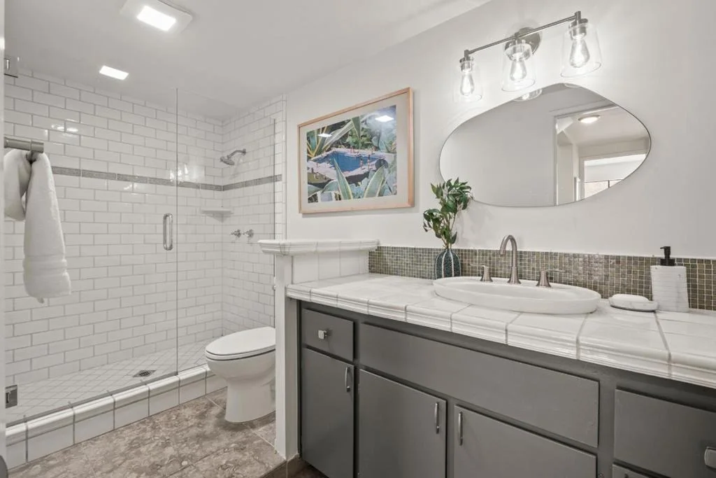 Photo of 10093 Senate Way