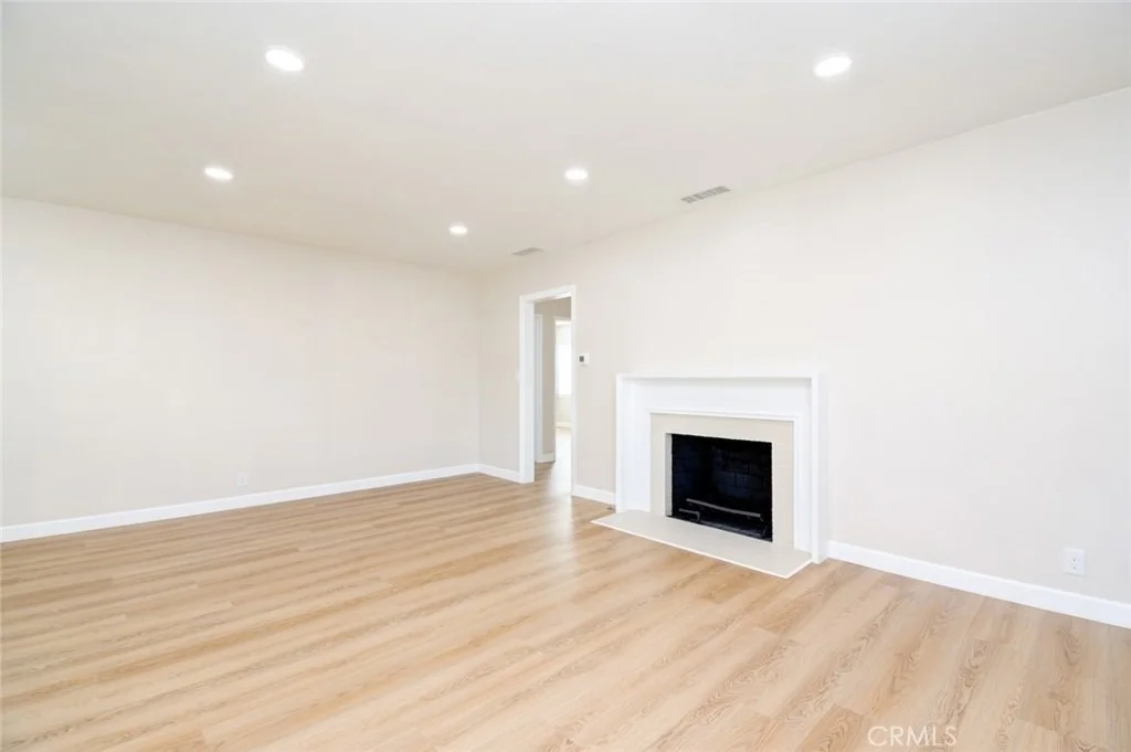 Photo of 306 W Porter