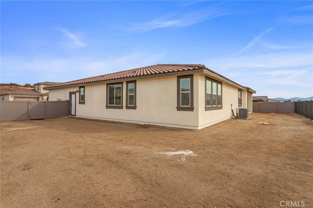 Photo of 1390 Amanda Glen