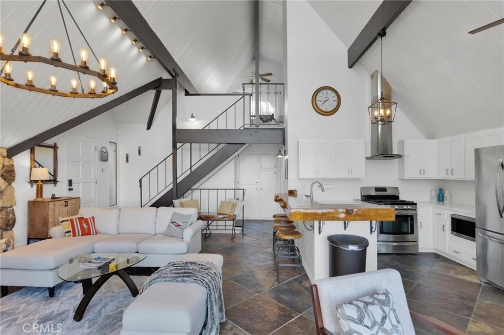 Photo of 28919 Palisades