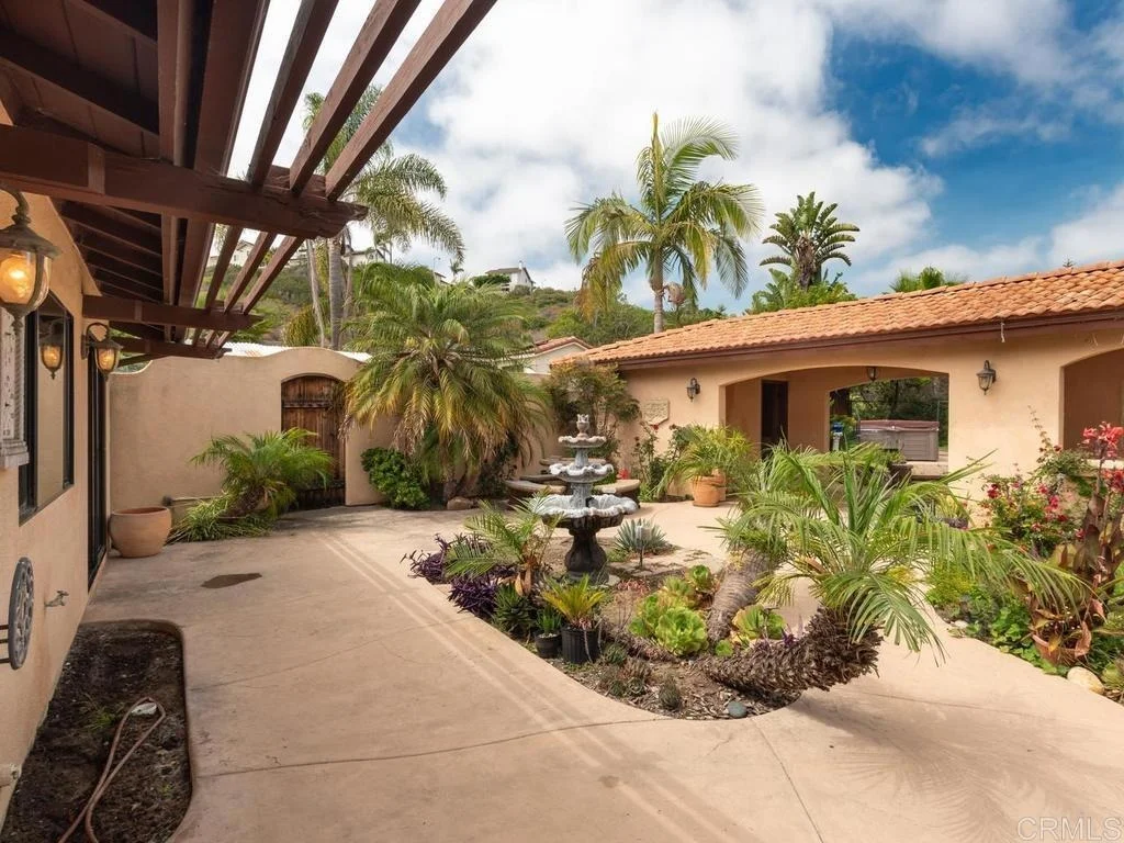 Photo of 4798 Hillside Drive