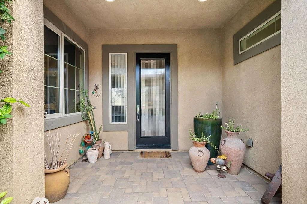 Photo of 81194 Avenida Colonias