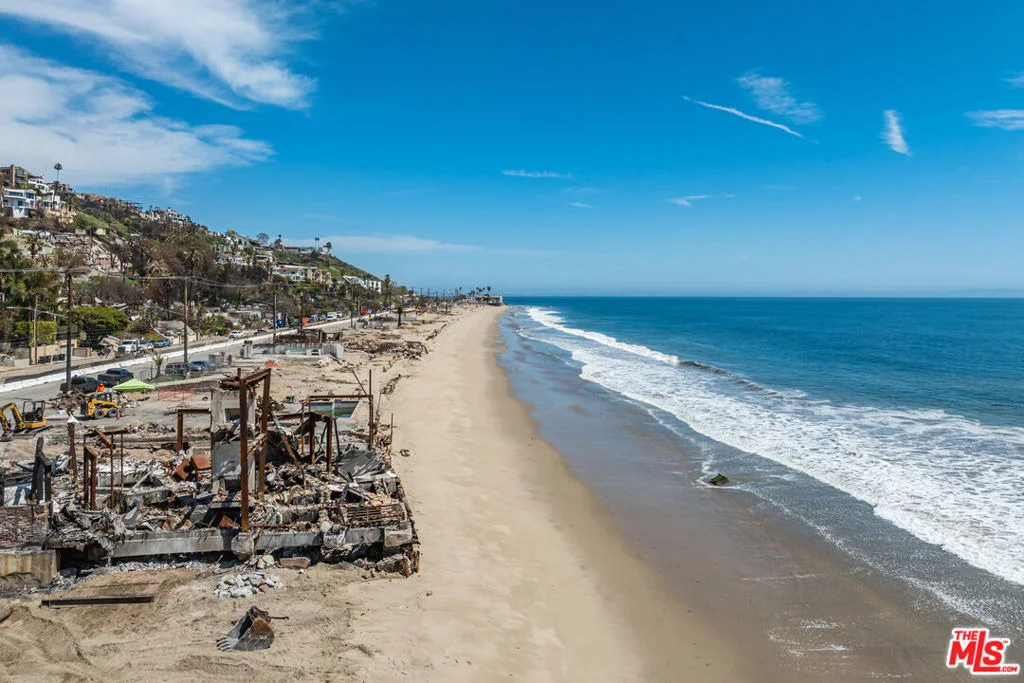 Photo of 21562 Pacific Coast Highway