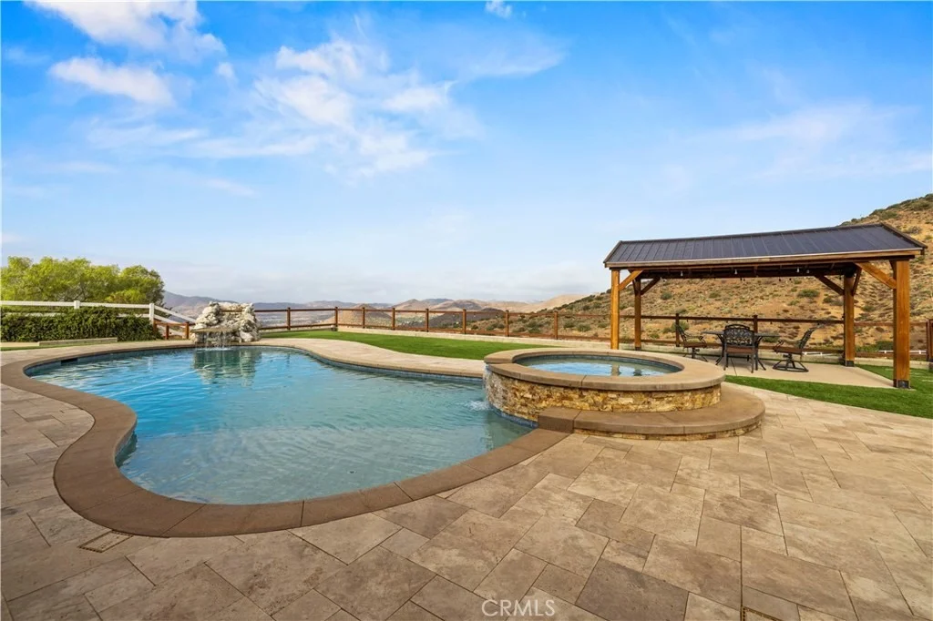 Photo of 34665 Desert Road