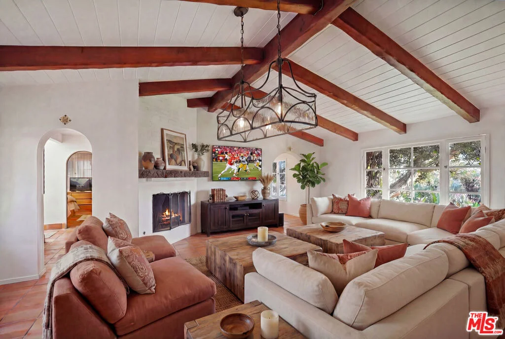 Photo of 7332 Birdview Avenue
