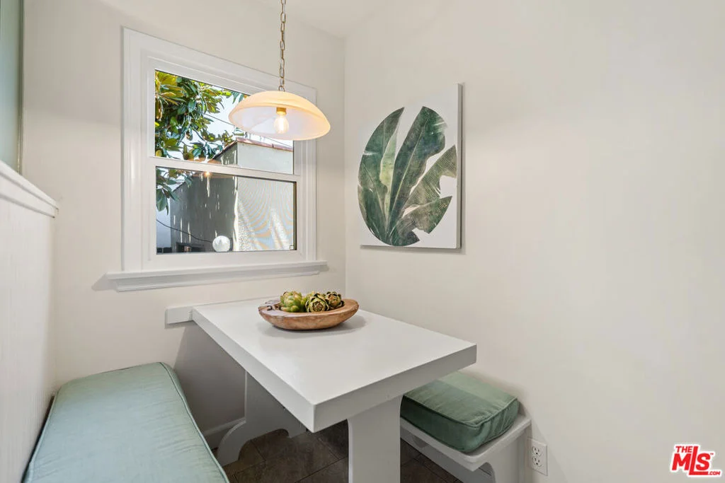 Photo of 3324 Berkeley Avenue