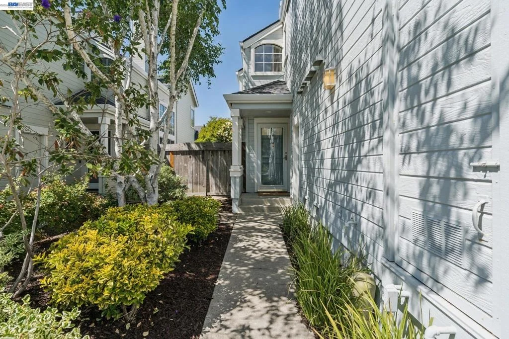 Photo of 39 Benedict Ct