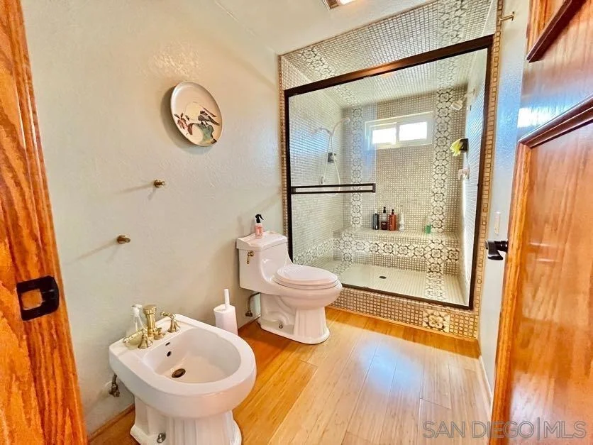 Photo of 5346 Grandridge Rd