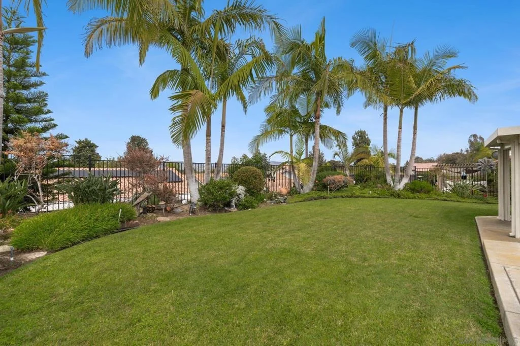 Photo of 2087 Balboa Cir.