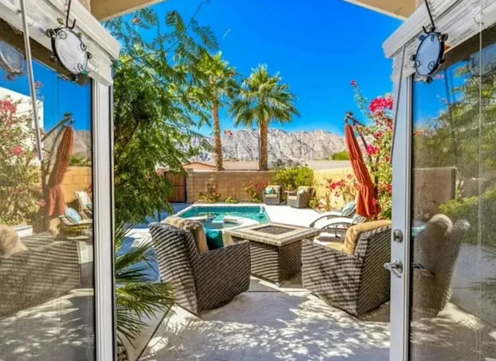 Photo of 53220 Avenida Navarro