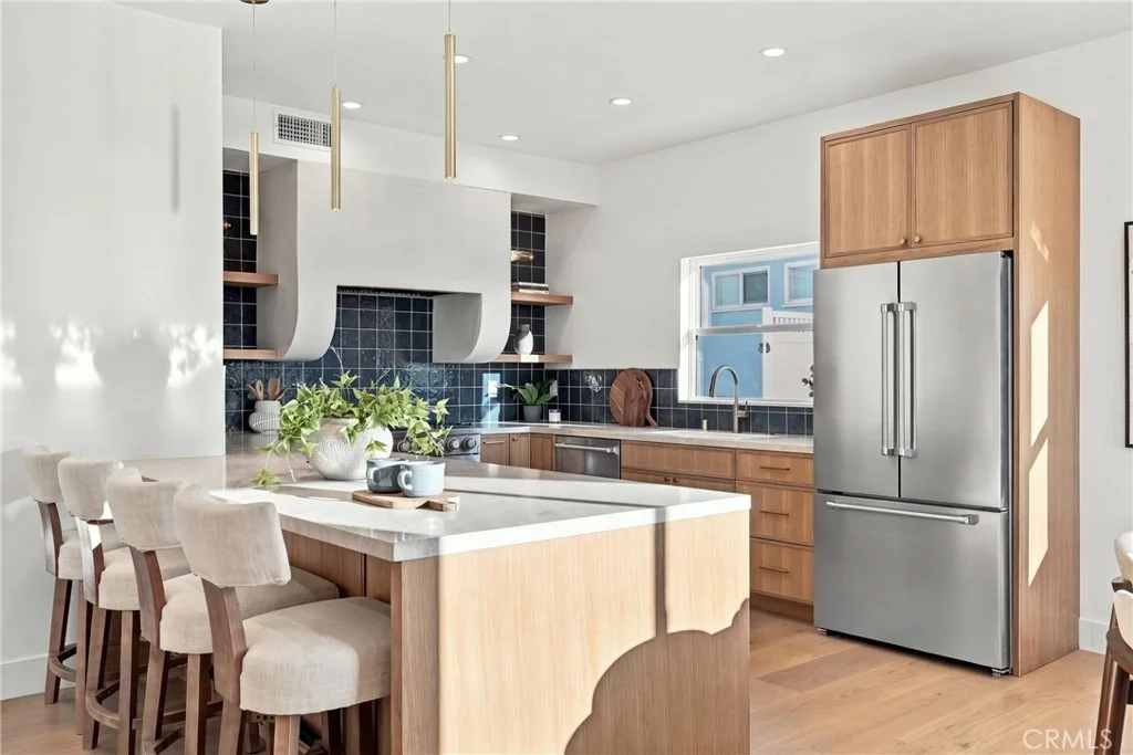Photo of 205 Via Los Altos