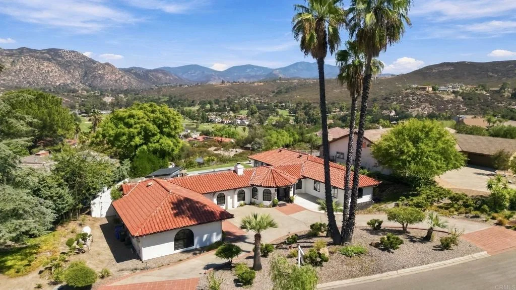 Photo of 15647 Calistoga Dr
