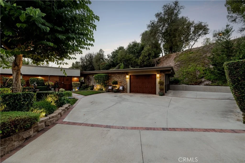 Photo of 1107 Sandhurst Lane