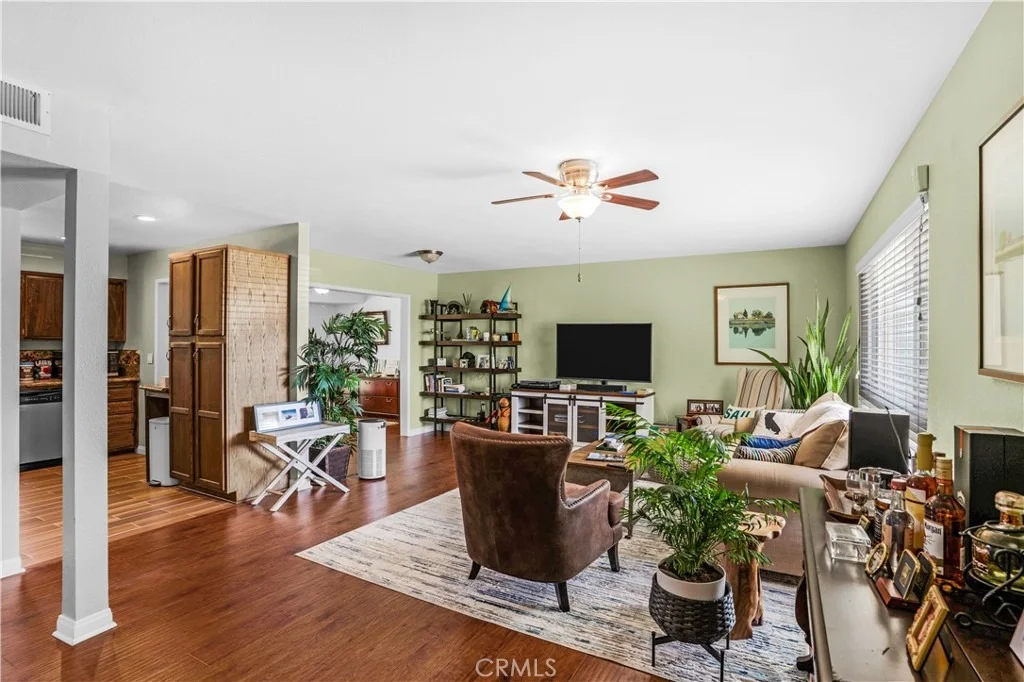 Photo of 29060 Waverly
