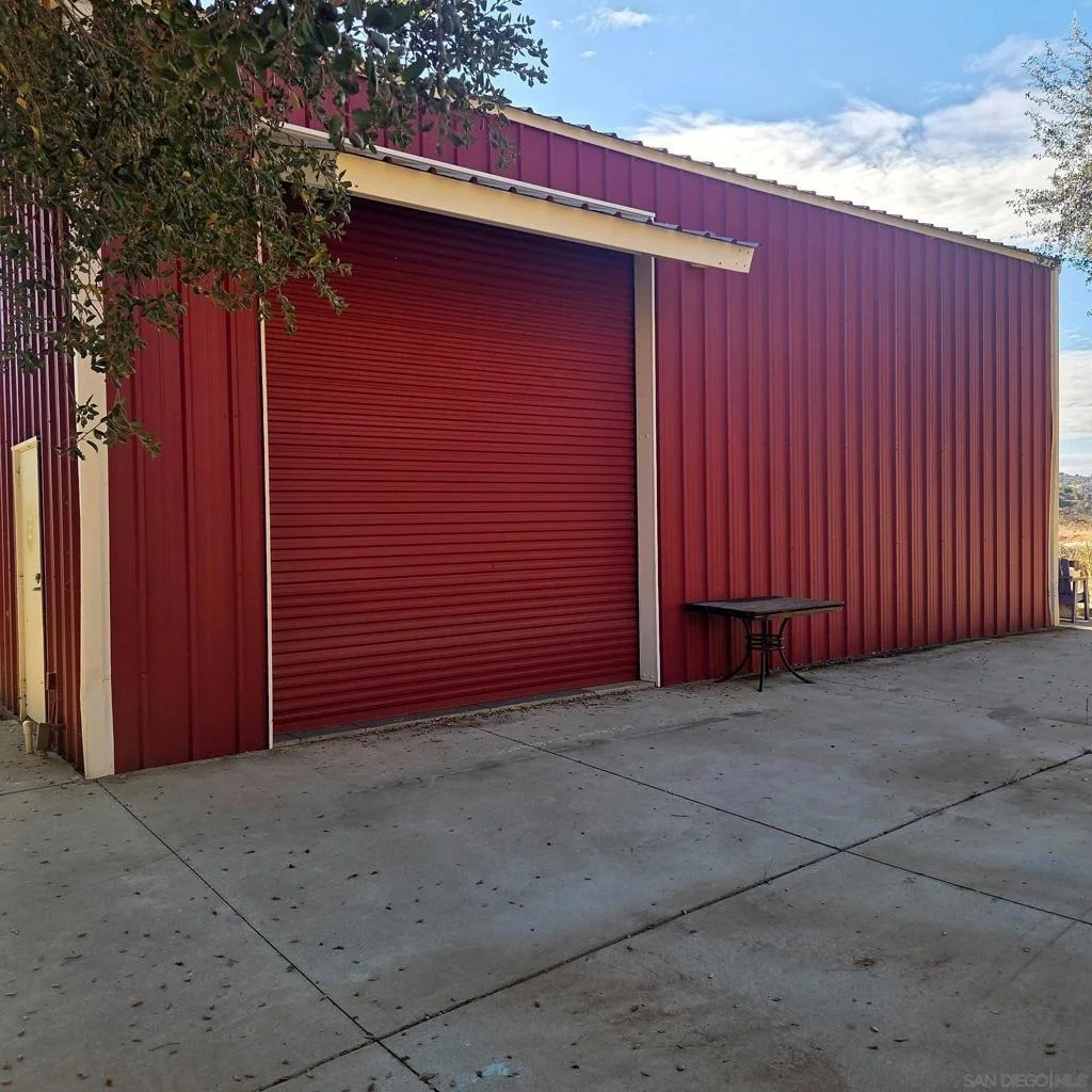Photo of 32610 Lilac Rd