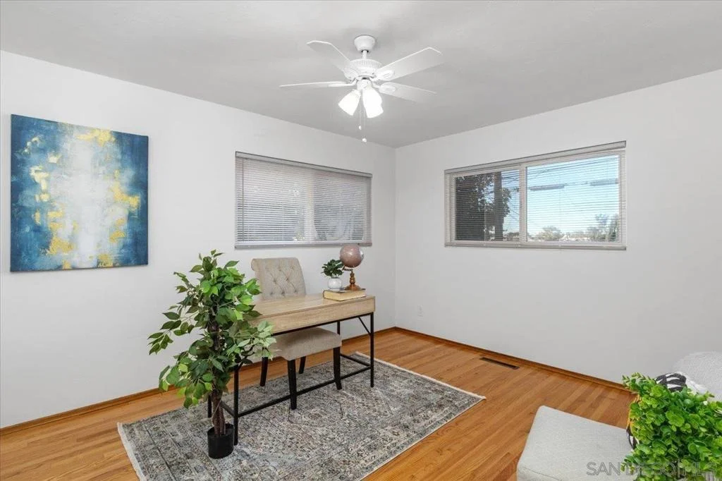 Photo of 4711 Austin