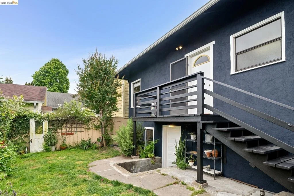 Photo of 892 Laurel Street