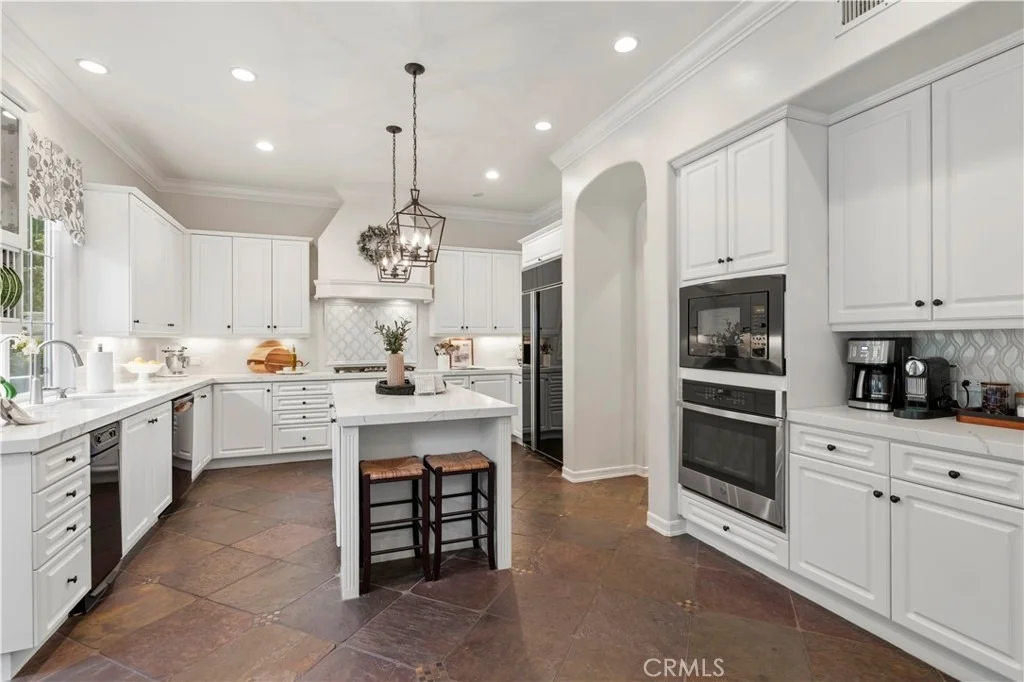 Photo of 24608 Garland Drive