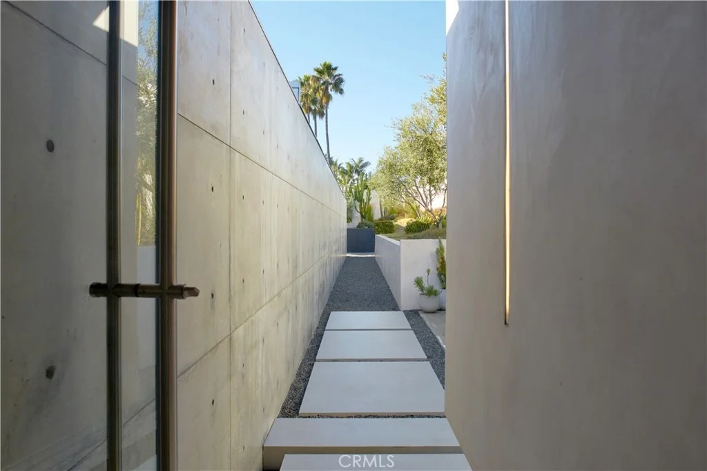 Photo of 2460 Monaco Drive