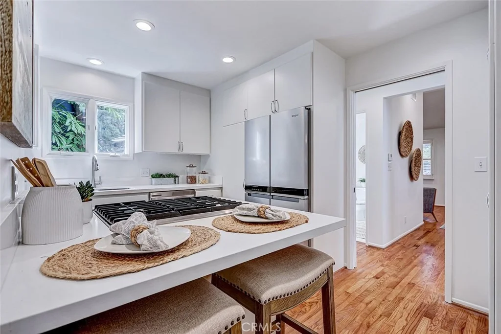 Photo of 2328 Beach Avenue
