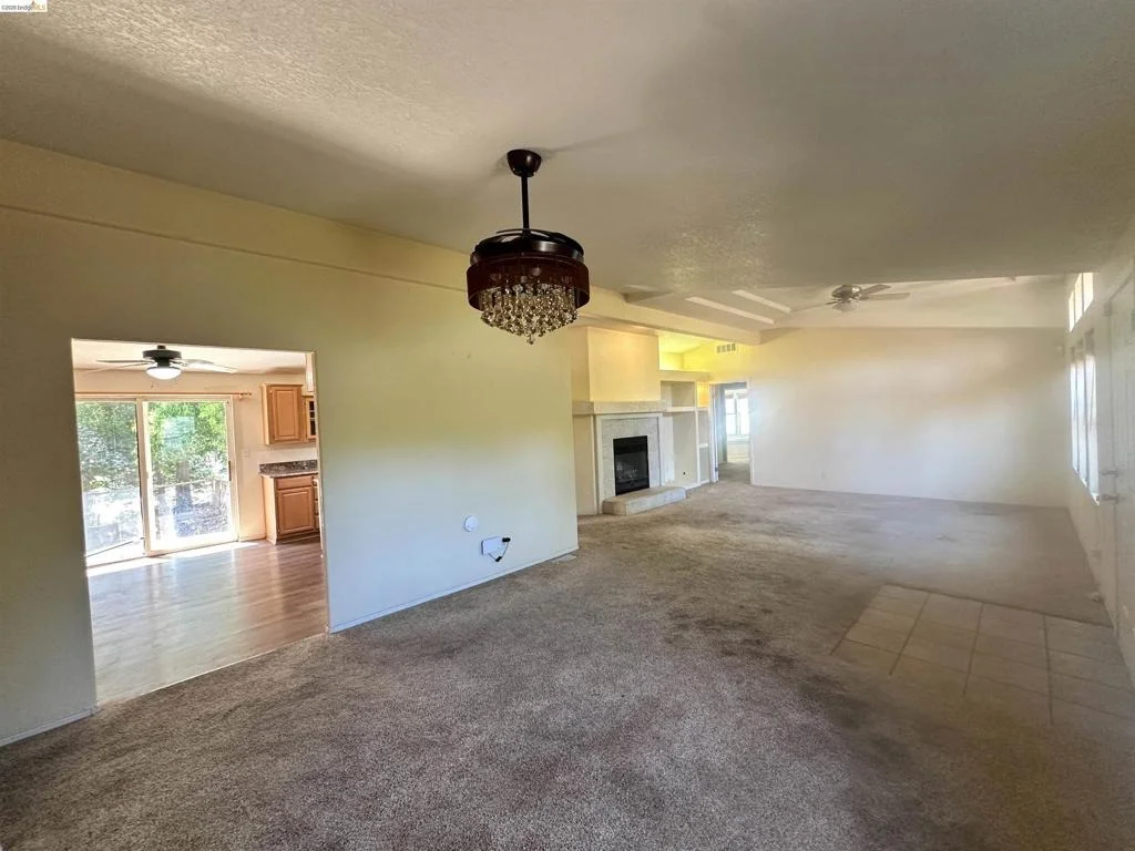 Photo of 20511 Nob Hill Cir
