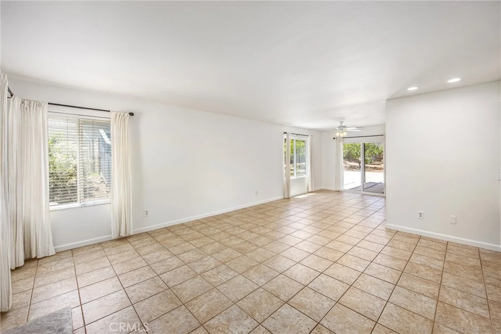 Photo of 1926 S Starfire Ave