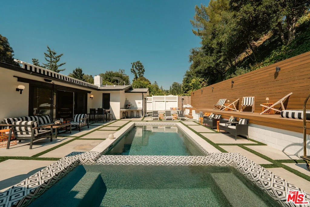 Photo of 3242 Berry Drive