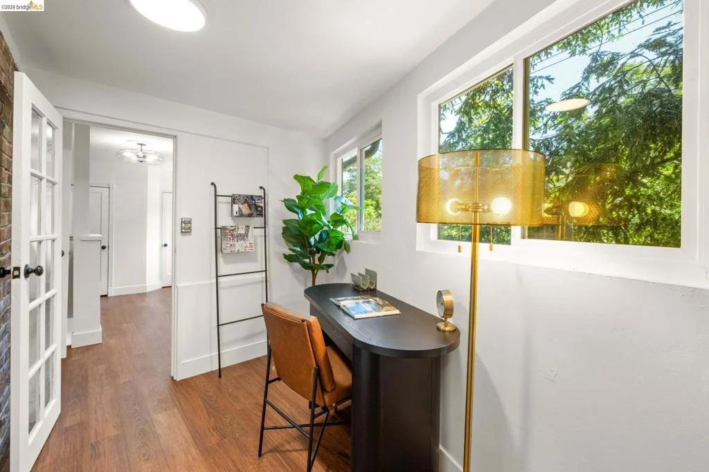 Photo of 2647 Monterey Blvd
