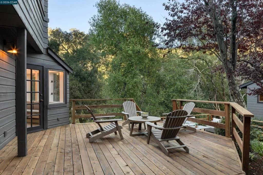 Photo of 1070 Bollinger Canyon Rd