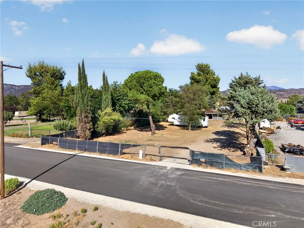 Photo of 39346 Contreras