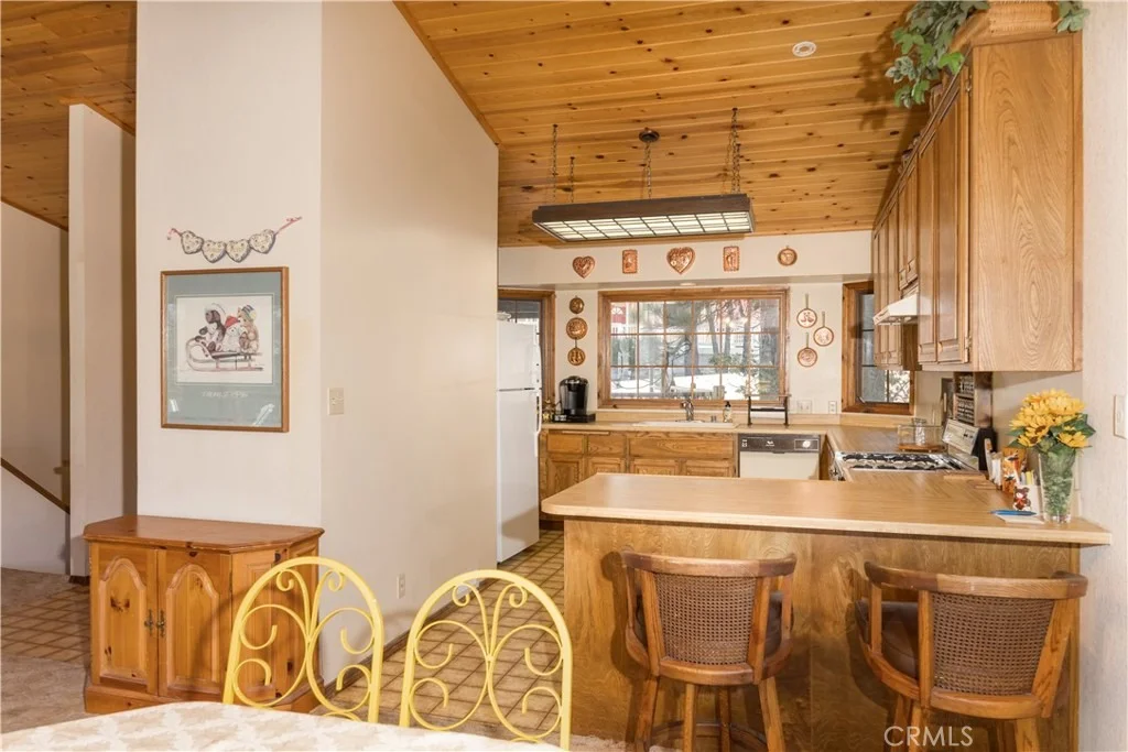 Photo of 696 Menlo Drive