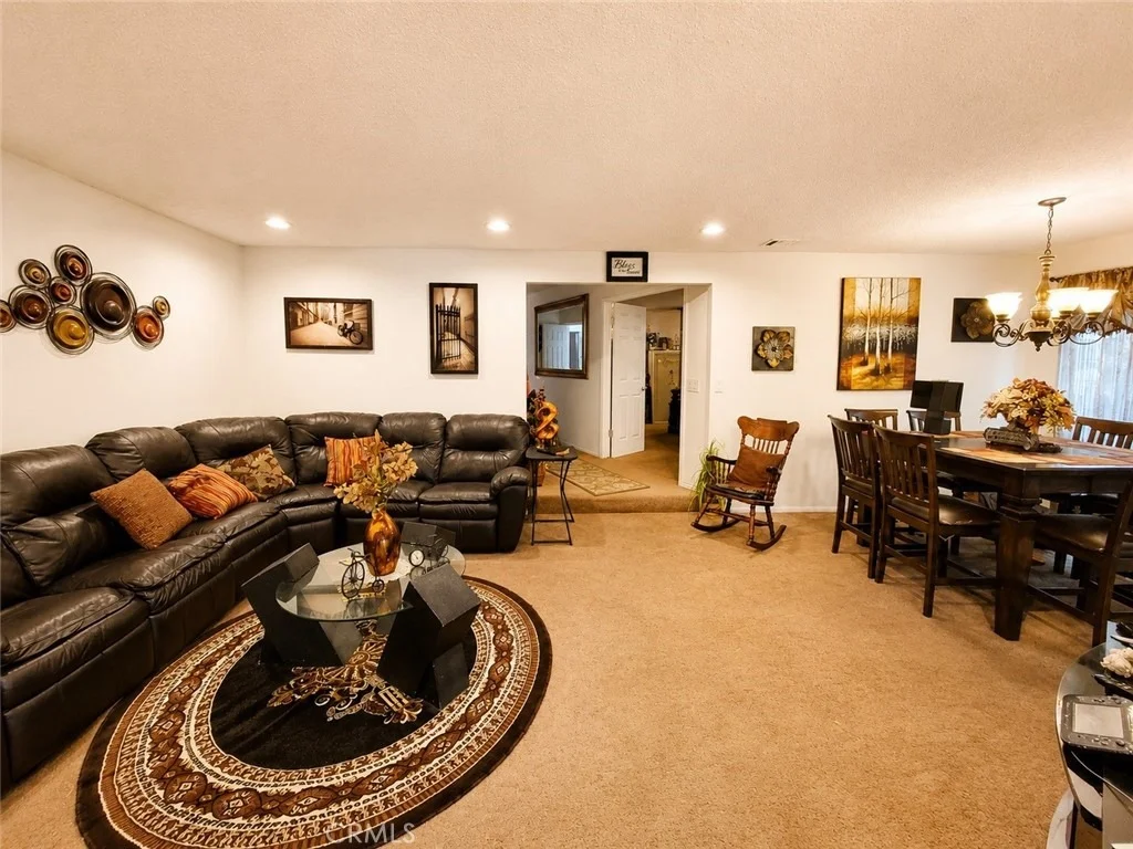 Photo of 15558 Gundry