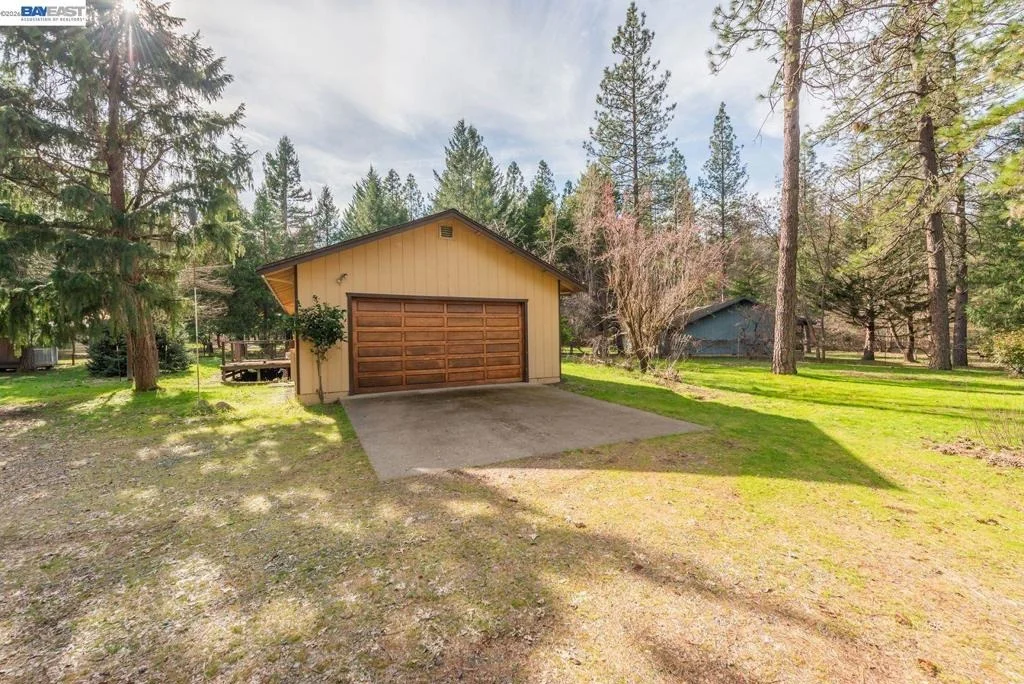 Photo of 376 Mountain View Dr.