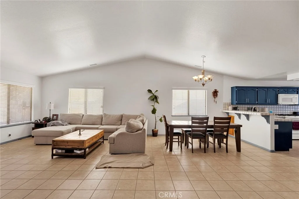 Photo of 18146 Orange