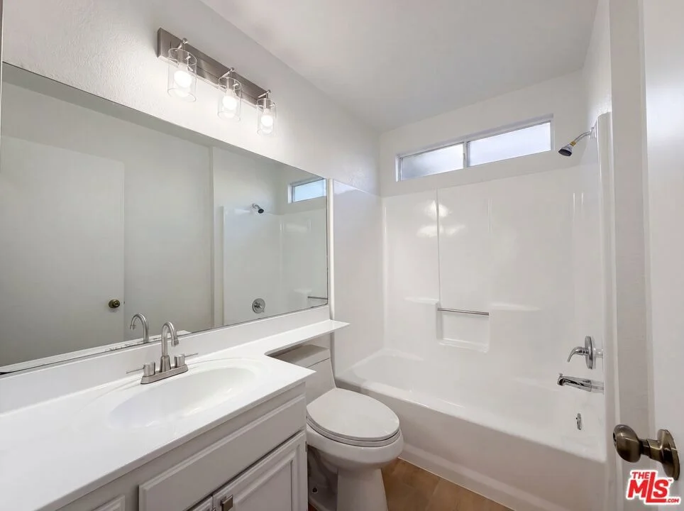 Photo of 2553 E Avenue J4