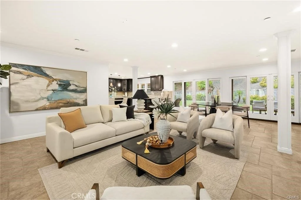 Photo of 2047 Carolwood Drive