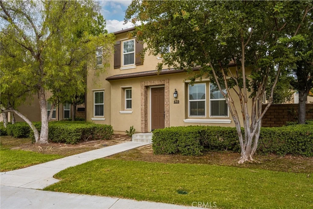 Photo of 439 N Naranjal