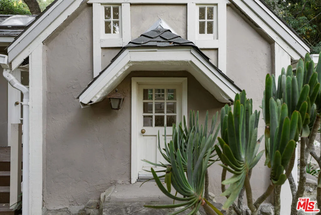 Photo of 663 Lilac Drive