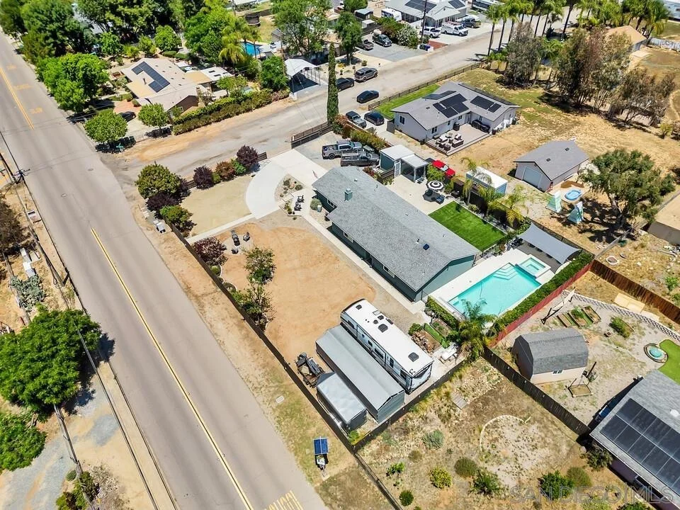 Photo of 1852 EL CAJON LN.