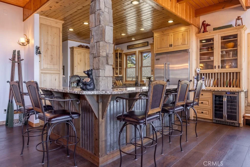 Photo of 659 Cove Drive