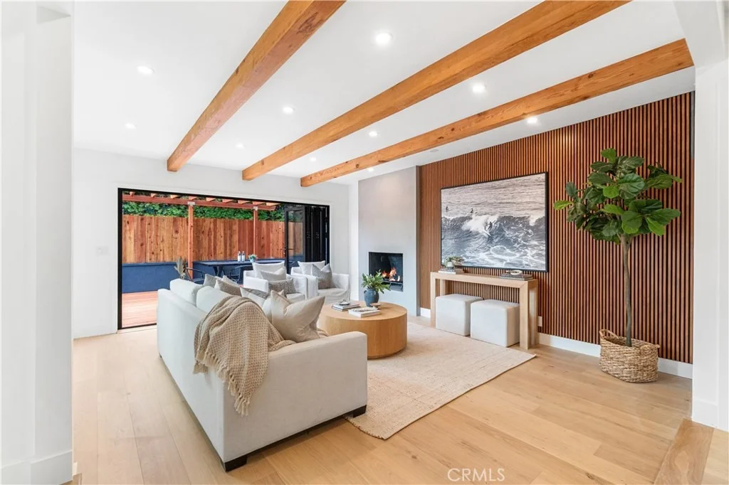 Photo of 2642 Loftyview
