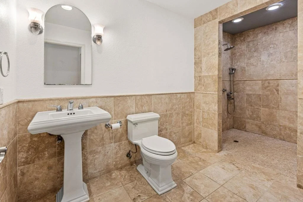 Photo of 25471 Lacebark Drive